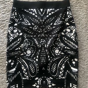 Express B&W Pencil Skirt